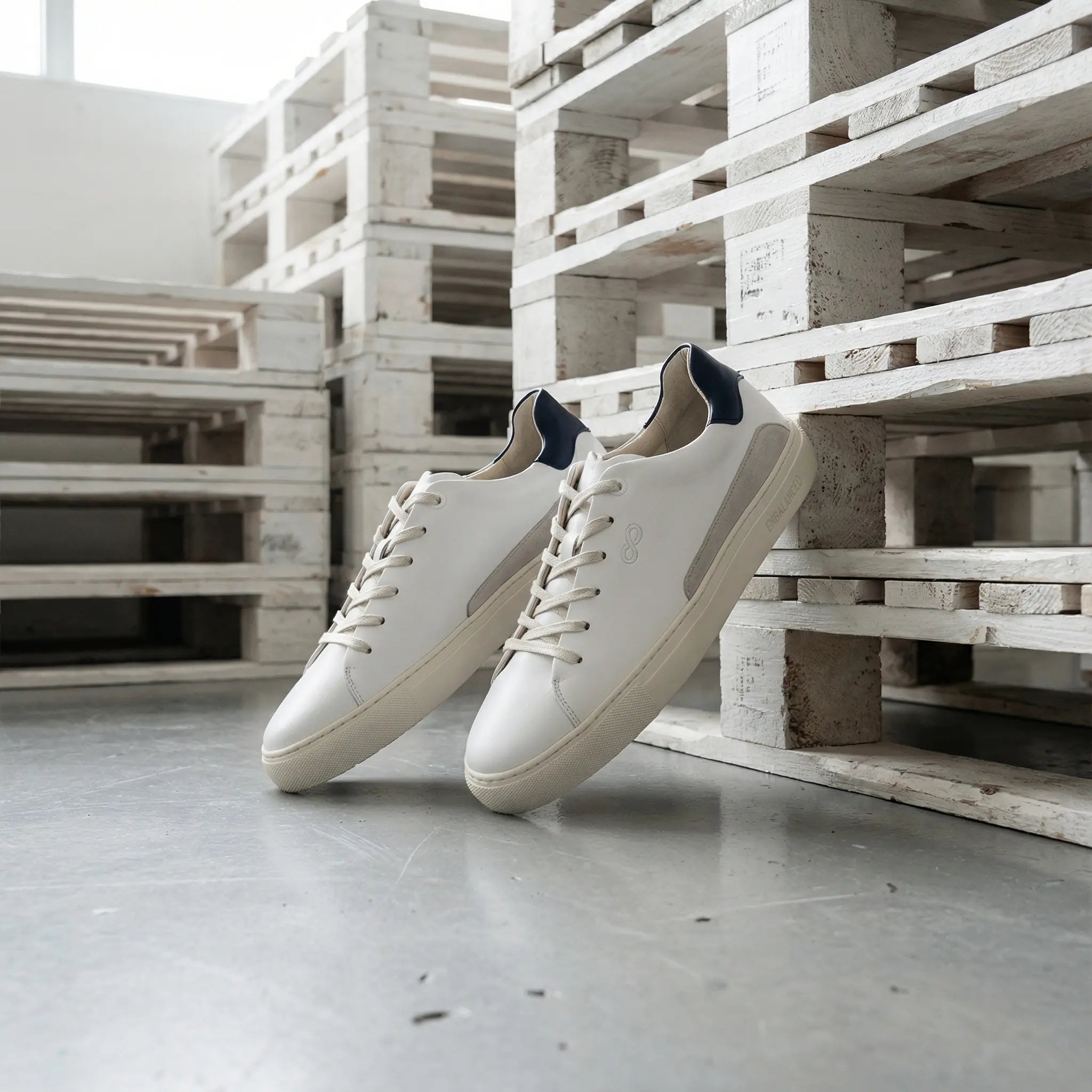 AppleSkin Sneaker – Weiß/Navy (Herren)