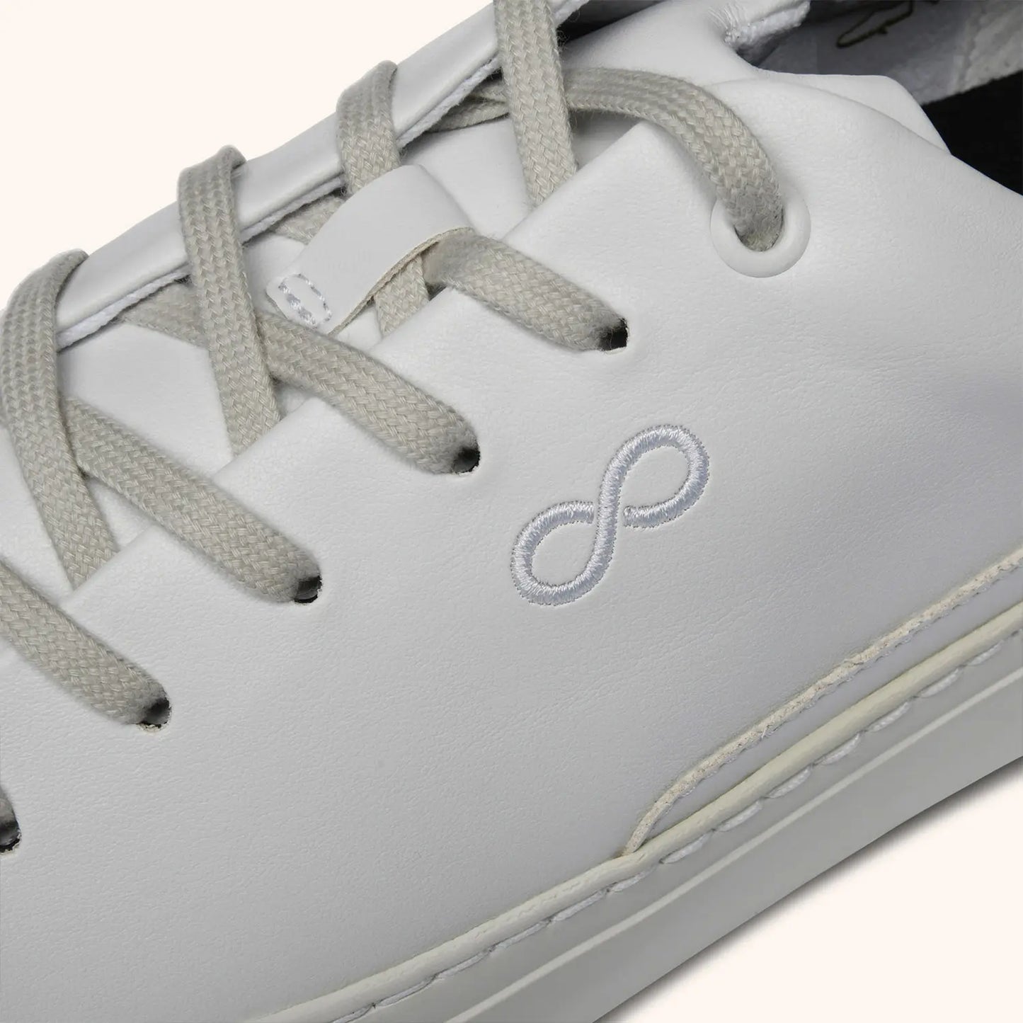 AppleSkin Sneaker – Weiß (Damen)
