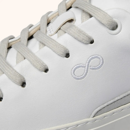 AppleSkin Sneaker – Weiß/Silber (Damen)