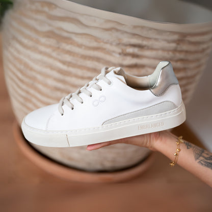 AppleSkin Sneaker – Weiß/Silber (Damen)