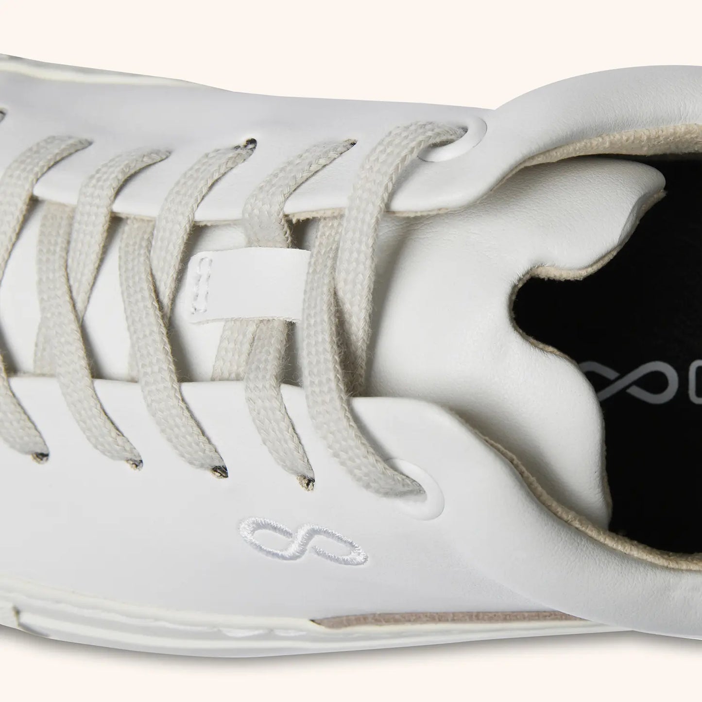 AppleSkin Sneaker – Weiß/Cognac (Damen)